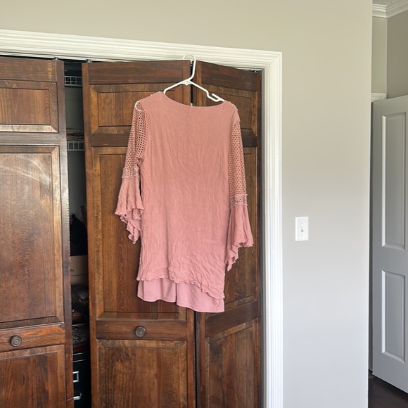 Dress - Picture 3 of 3